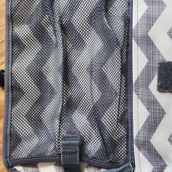 Skip Hop Portable Changing Pad - Picture 6 of 10